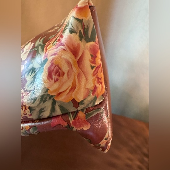Patricia Nash Vintage Looking Floral Leather Bag With Kiss Lock- EUC - Picture 13 of 14